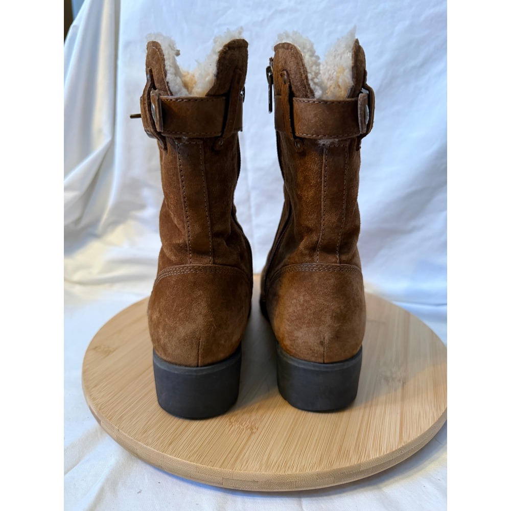 UGG Lynnea Chestnut Suede Shearling Lined Buckle Boots 1982 Brown Womens 8.5 - Picture 4 of 8